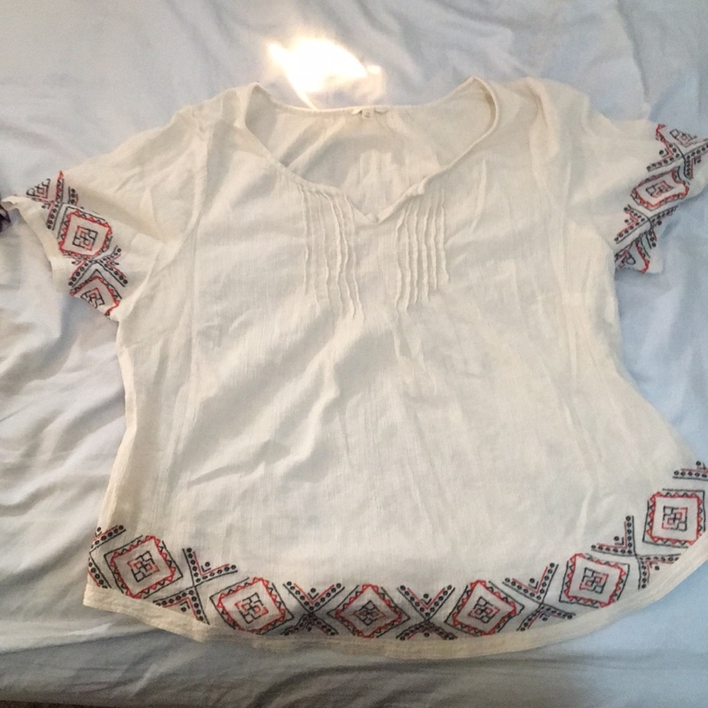 THRIFT! XL Sonoma Aztec embroidered top